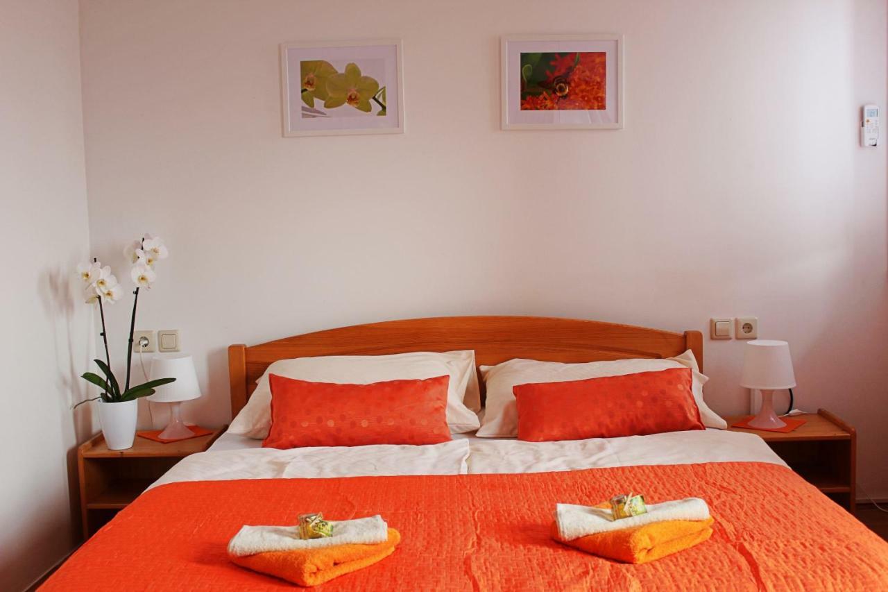 Guesthouse Pri Cebelici Lukovica pri Domžalah Buitenkant foto